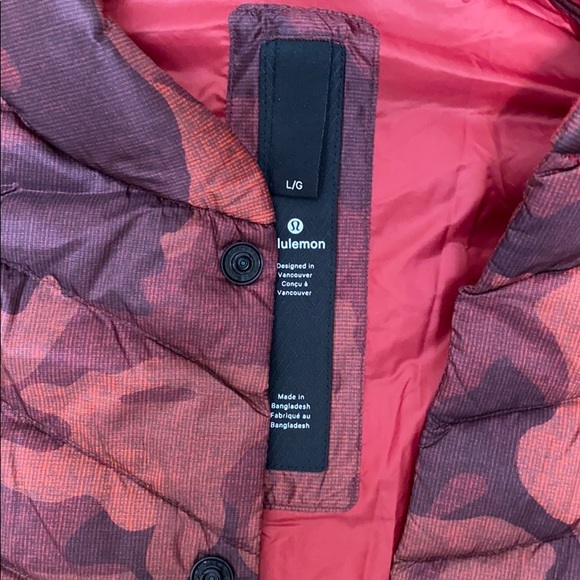 Lululemon Camo Vest - Picture 5 of 8